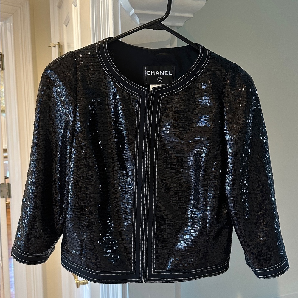 CHANEL 13C Versailles Black Sequin Cropped Zippered Jacket